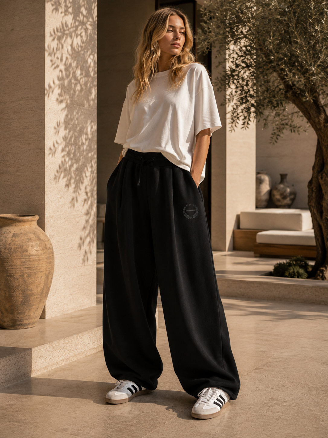 Purhe Black  Luxury Oversized Tracksuit Bottoms - Crest logo